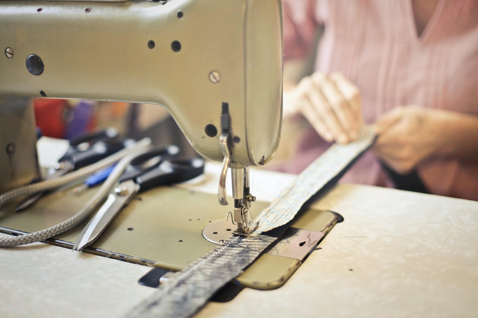 ТОП критериев для идеального выбора швейной машины